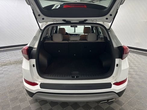 Used 2018 Hyundai Tucson Sport FWD image 19