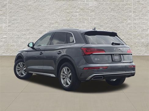 Certified 2023 Audi Q5 2.0T Premium w/ Convenience Package AWD/4WD image 5