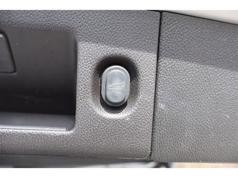 Used 2015 Chevrolet Tahoe LT image 22