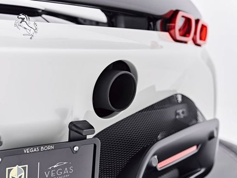Used 2022 Ferrari SF90 Spider AWD/4WD image 33