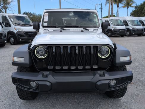 Used 2023 Jeep Wrangler Unlimited Sport AWD/4WD image 3