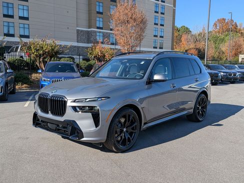 New 2026 BMW X7 xDrive40i w/ M Sport Package image 7