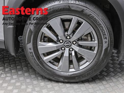 Used 2023 Nissan Pathfinder SV w/ SV Premium Package AWD/4WD image 33