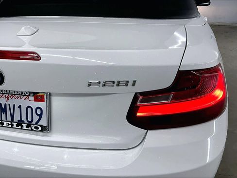 Used 2016 BMW 228i Convertible image 10