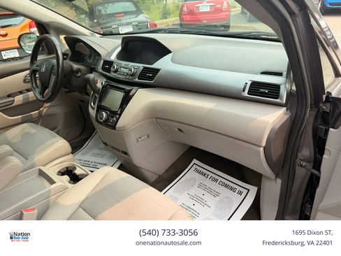 Used 2015 Honda Odyssey EX-L image 15