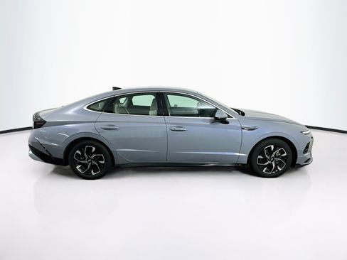 Used 2025 Hyundai Sonata SEL FWD image 10