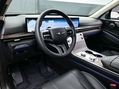 Certified 2025 Genesis GV80 3.5T Advanced image 13