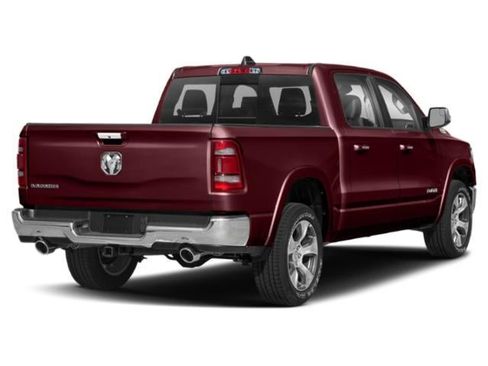Used 2022 RAM 1500 Laramie AWD/4WD image 3