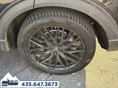 Used 2021 Ford Explorer Platinum w/ Equipment Group 601A image 18