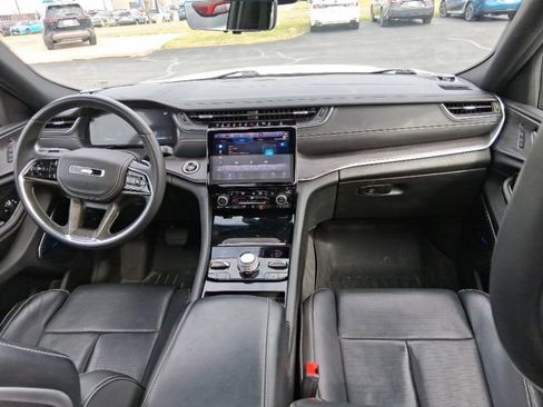 Used 2021 Jeep Grand Cherokee L Overland w/ Luxury Tech Group IV AWD/4WD image 12
