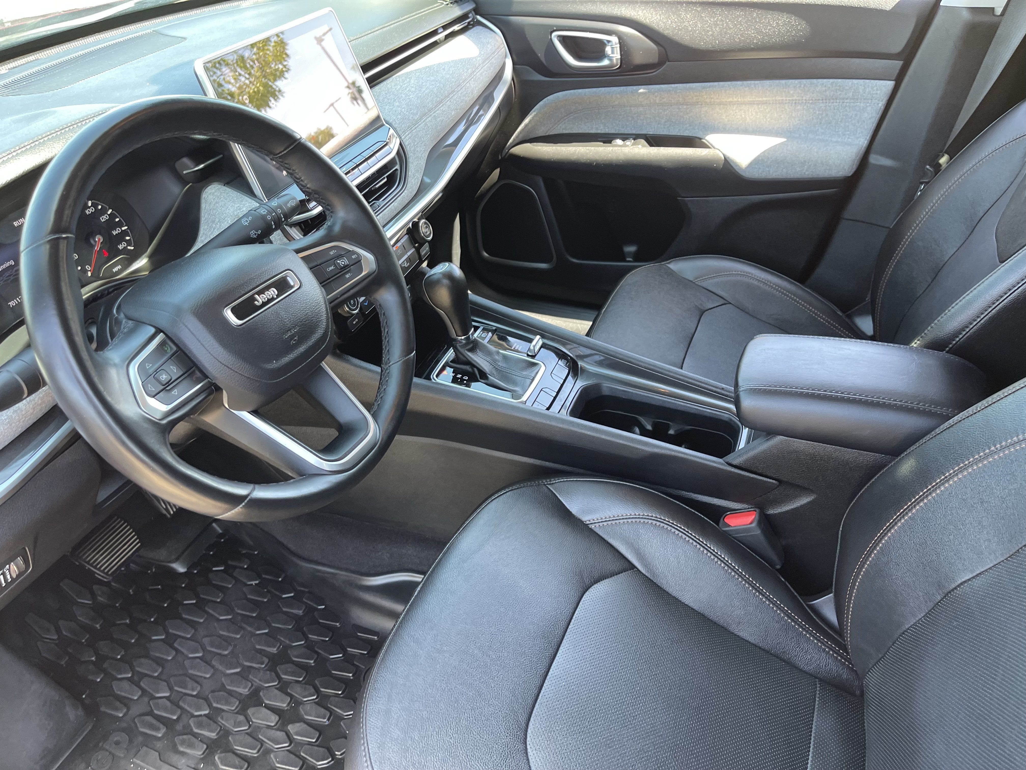 Used 2022 Jeep Compass Latitude AWD/4WD image 17