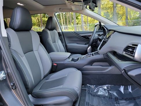 Used 2025 Subaru Outback Onyx Edition XT w/ Popular Package #2 image 24