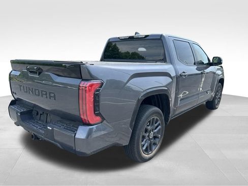 Used 2024 Toyota Tundra Platinum AWD/4WD image 5
