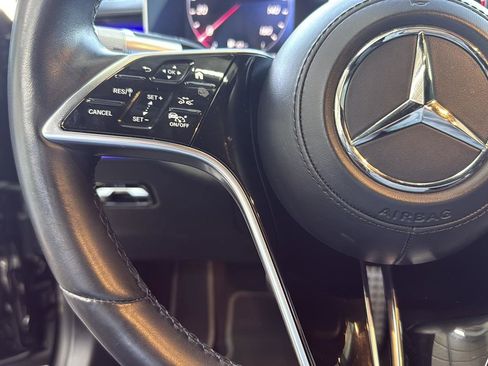 Used 2023 Mercedes-Benz S 500 4MATIC w/ AMG Line image 17