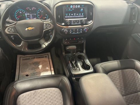 Used 2016 Chevrolet Colorado Z71 w/ Z71 Midnight Edition AWD/4WD image 22