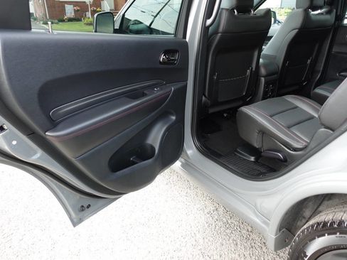 Used 2022 Dodge Durango R/T w/ Trailer Tow Group IV image 23