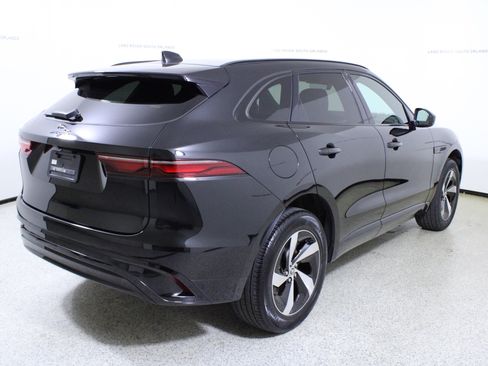 Used 2025 Jaguar F-PACE R-Dynamic S image 7