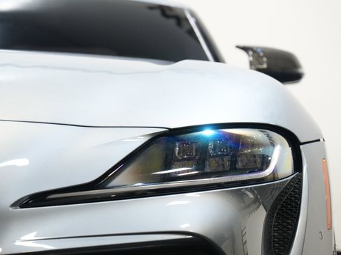 Used 2021 Toyota Supra Premium w/ Driver Assist Package image 10