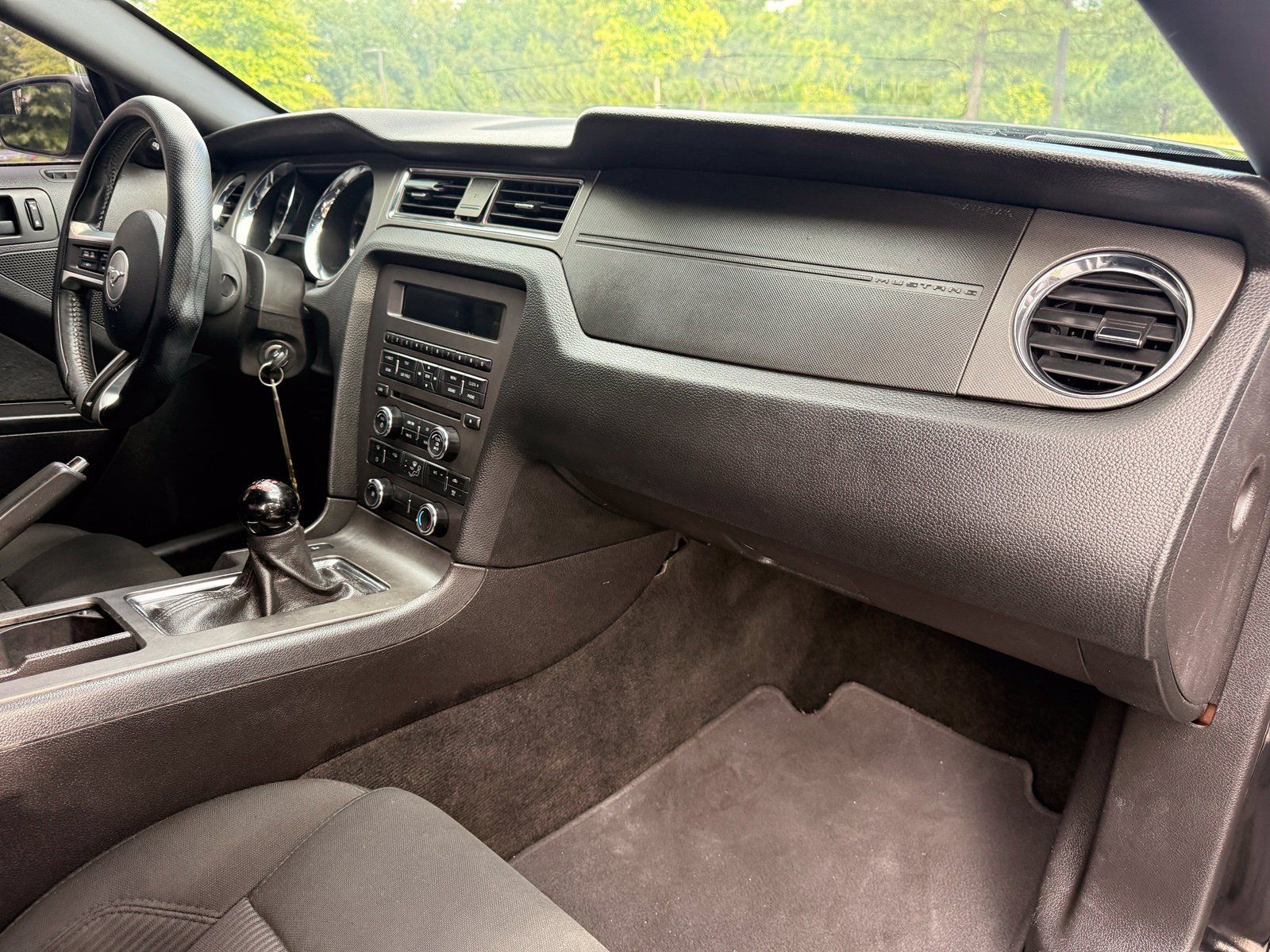 Used 2014 Ford Mustang GT RWD image 24
