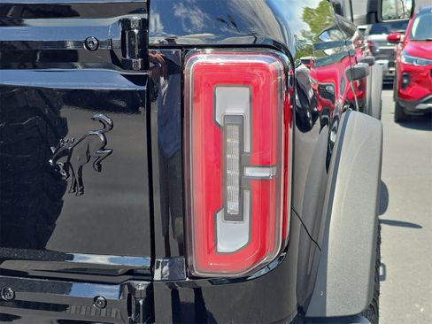 New 2025 Ford Bronco Badlands image 6