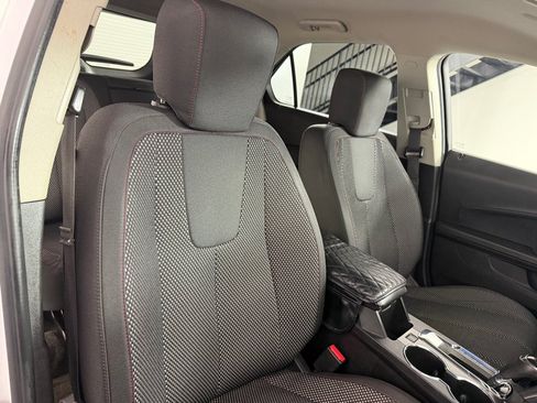 Used 2017 Chevrolet Equinox LT w/ Convenience Package FWD image 24
