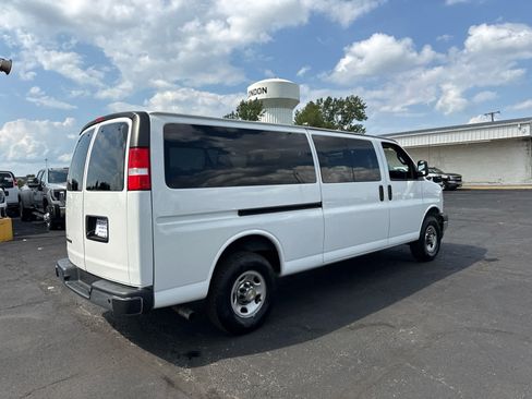 Certified 2024 Chevrolet Express 3500 LT w/ LT Preferred Equipment Group RWD image 5