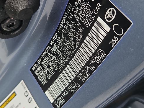 Used 2022 Toyota Corolla LE image 7