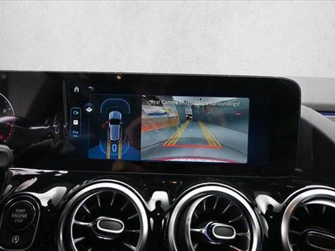 New 2026 Mercedes-Benz GLA 250 4MATIC image 11