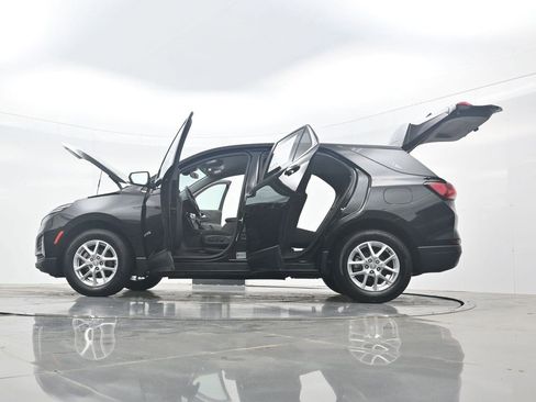 Used 2023 Chevrolet Equinox LT FWD image 38