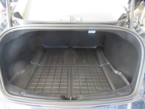 Used 2024 Tesla Model 3 Long Range RWD image 58