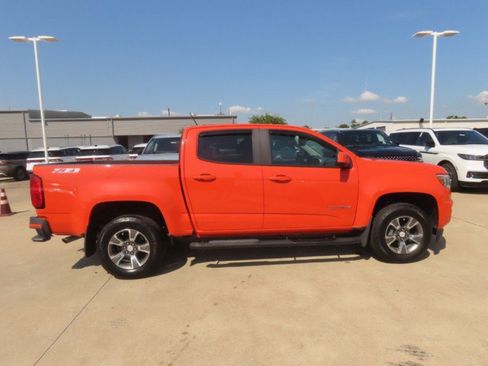 Used 2019 Chevrolet Colorado Z71 RWD image 8