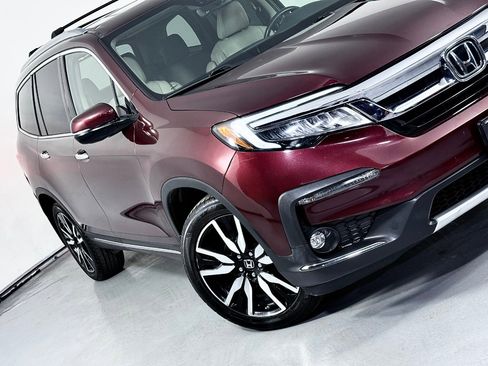 Used 2020 Honda Pilot Elite image 4