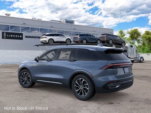 New 2026 Lincoln Nautilus Premier AWD/4WD image 4