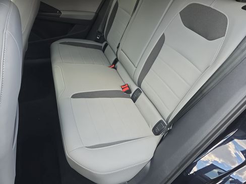 Certified 2023 Volkswagen Taos SE AWD/4WD image 13