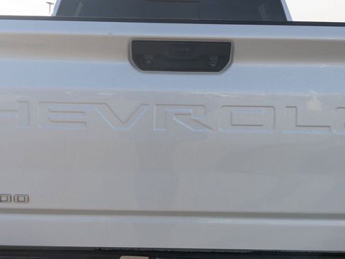 Used 2021 Chevrolet Silverado 2500 High Country w/ Z71 Off-Road Package image 14