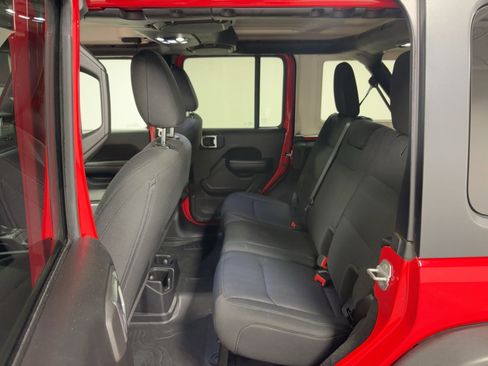 Used 2021 Jeep Wrangler Unlimited Sport image 13