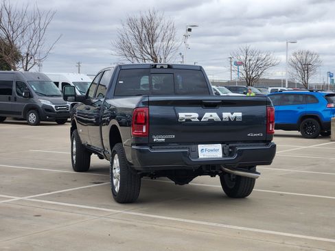 New 2026 RAM 2500 Laramie w/ Sport Appearance Package AWD/4WD image 3