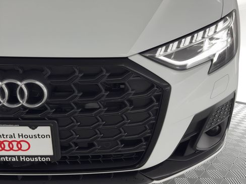 New 2026 Audi A8 L 3.0T image 11