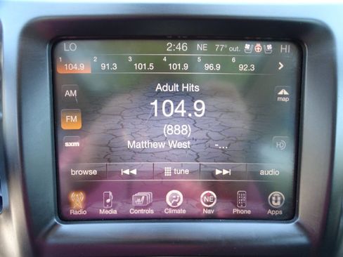 Used 2015 Jeep Cherokee 4WD Limited w/ Luxury Group image 26