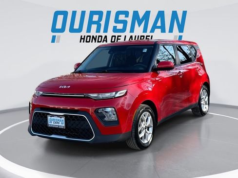 Used 2022 Kia Soul LX w/ Technology Package image 1