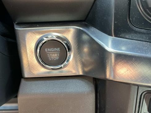 Used 2025 Ford F250 King Ranch w/ Tremor Off-Road Package AWD/4WD image 40