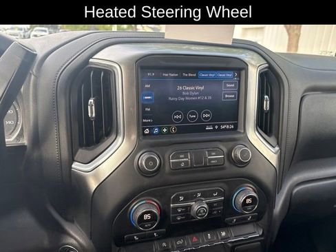 Used 2021 Chevrolet Silverado 1500 LT AWD/4WD image 15