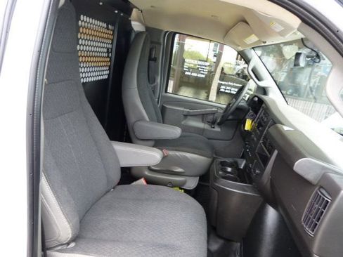 Used 2024 Chevrolet Express 2500 w/ Driver Convenience Package image 24