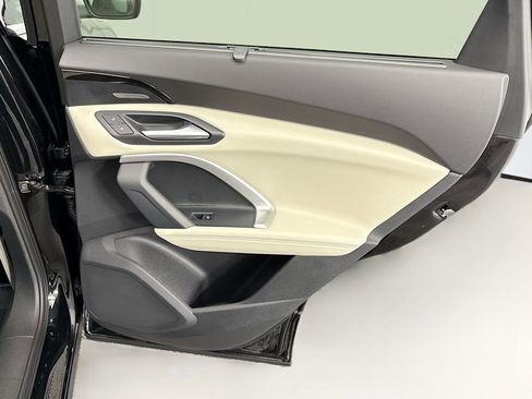 Used 2025 Audi Q5 Premium Plus image 27