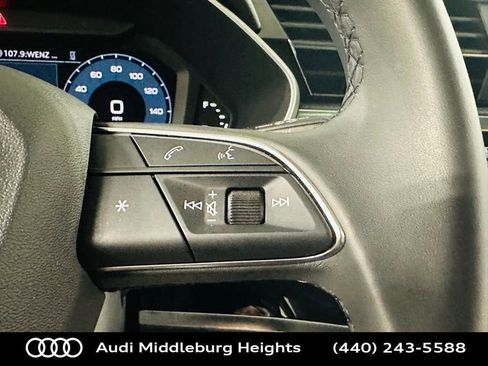 Certified 2025 Audi Q3 2.0T Premium w/ Convenience Package image 21