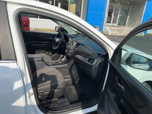 Used 2021 Chevrolet Equinox LT FWD image 10