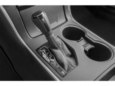 Used 2015 Toyota Camry SE image 14