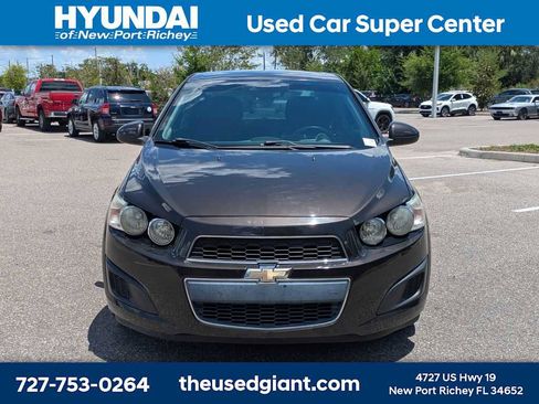 Used 2016 Chevrolet Sonic LT w/ Driver Confidence Package FWD image 8