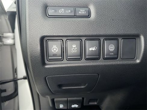 Certified 2024 Nissan Murano SL image 33