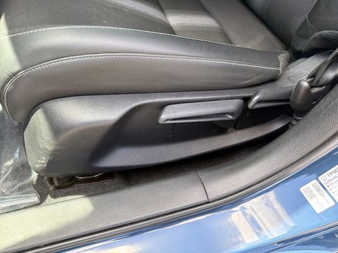 Used 2025 Honda Civic Sport image 31